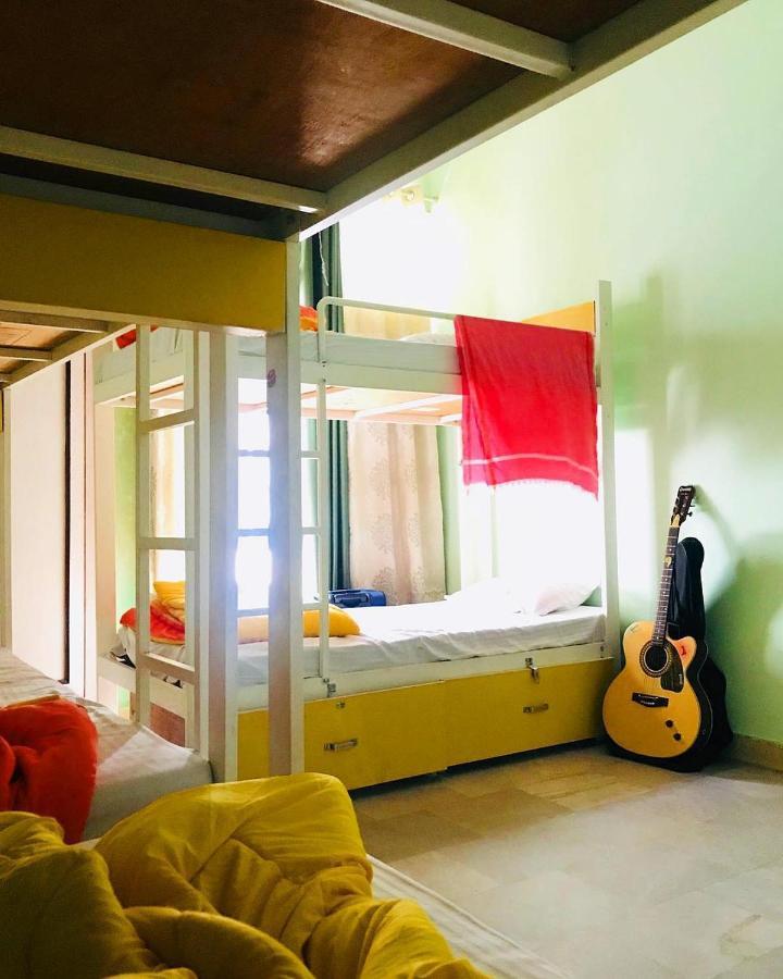 The Desire Hostel New Delhi Bagian luar foto