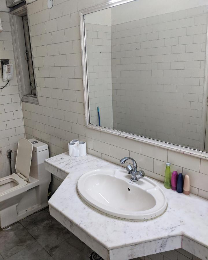 The Desire Hostel New Delhi Bagian luar foto
