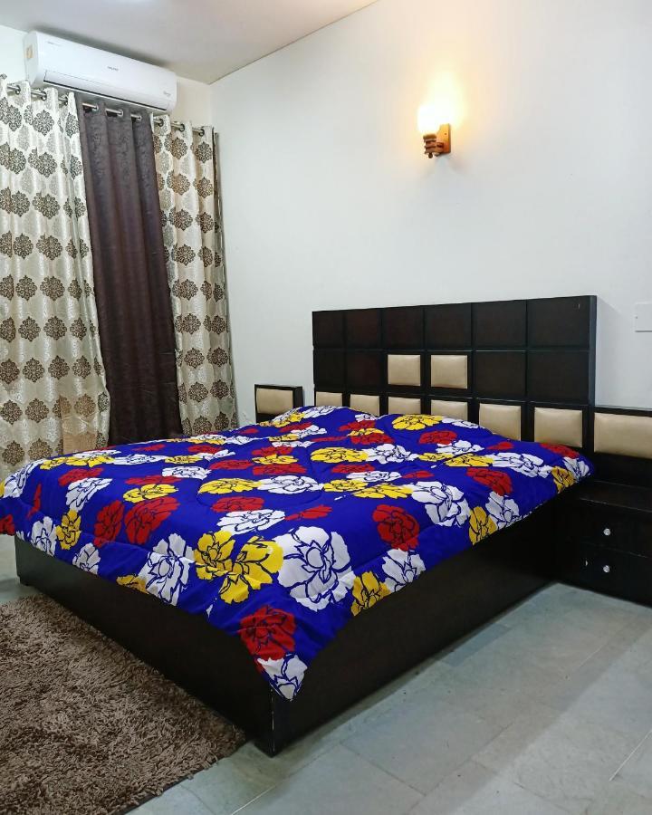 The Desire Hostel New Delhi Bagian luar foto